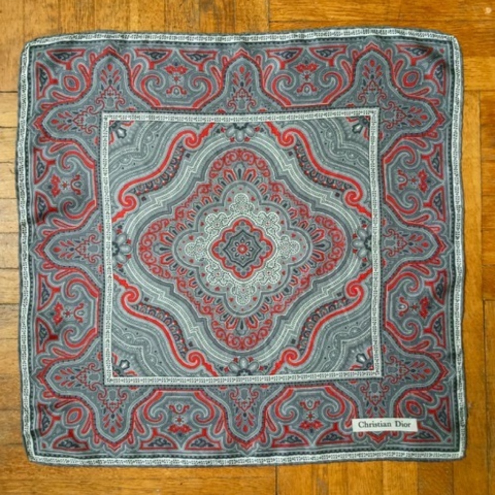 18' X 18" Silk Christian Dior scarf Made in Italy
